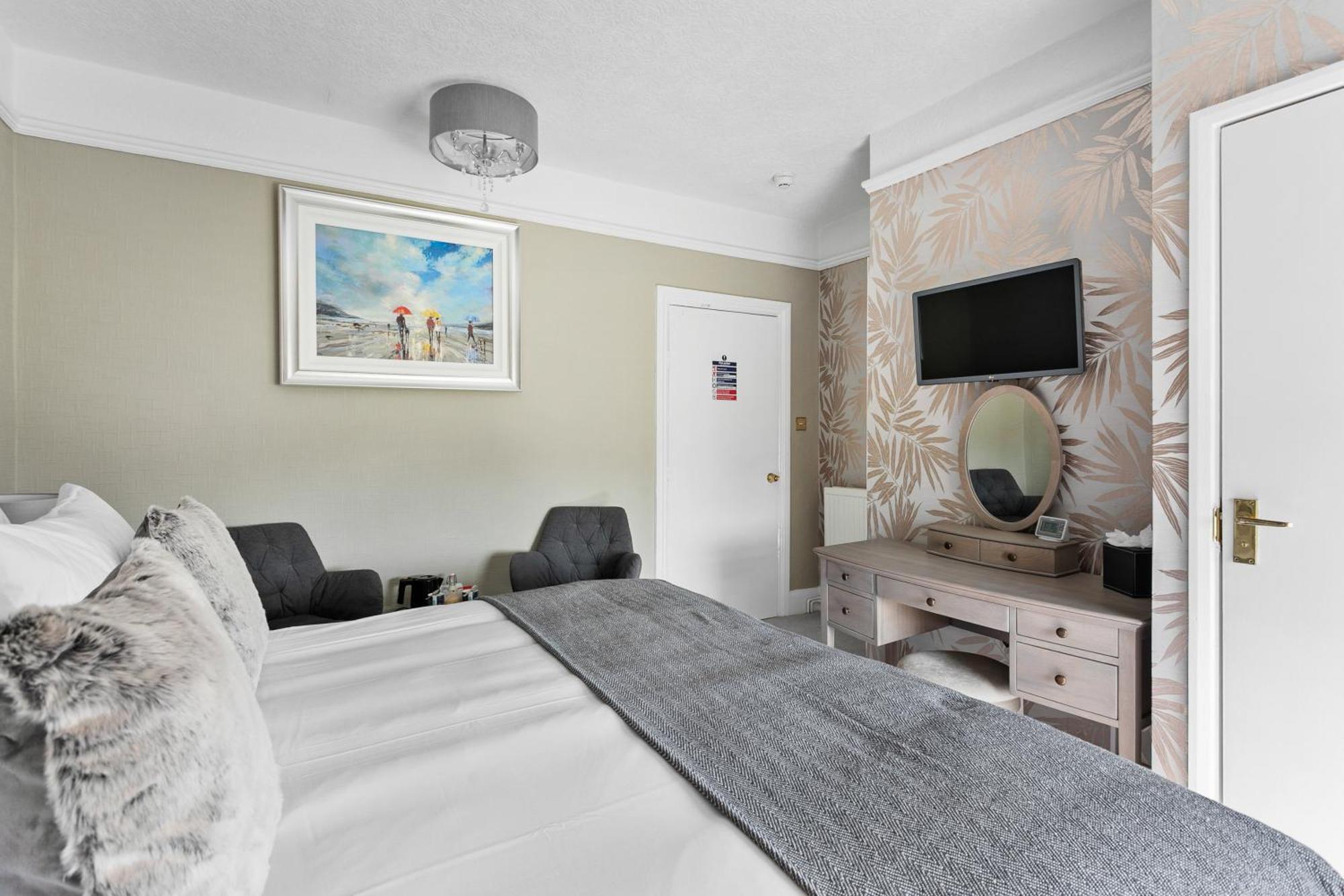 The Station Guest House Galmpton 외부 사진